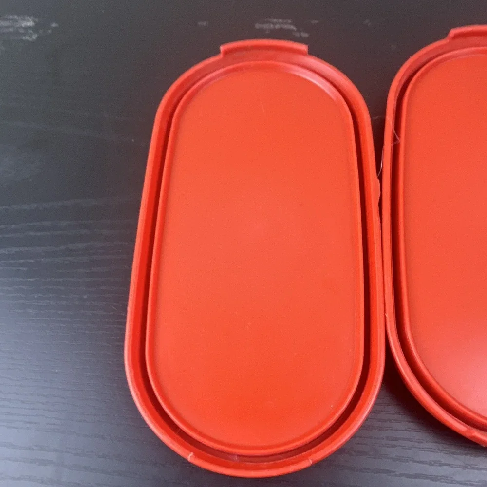 Tupperware Red Oval Snap Lids 18 oz Replacement Plastic Seal Set of 3